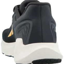 Altra Provision 8 Black