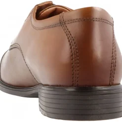 Clarks Tilden Cap Dark Tan Leather Marrón