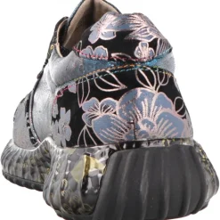 Laura Vita Burton 05 Marine