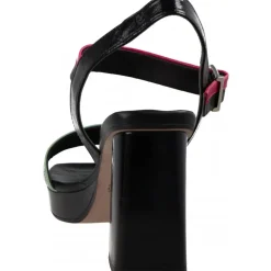 Plumers Marilyn Charol