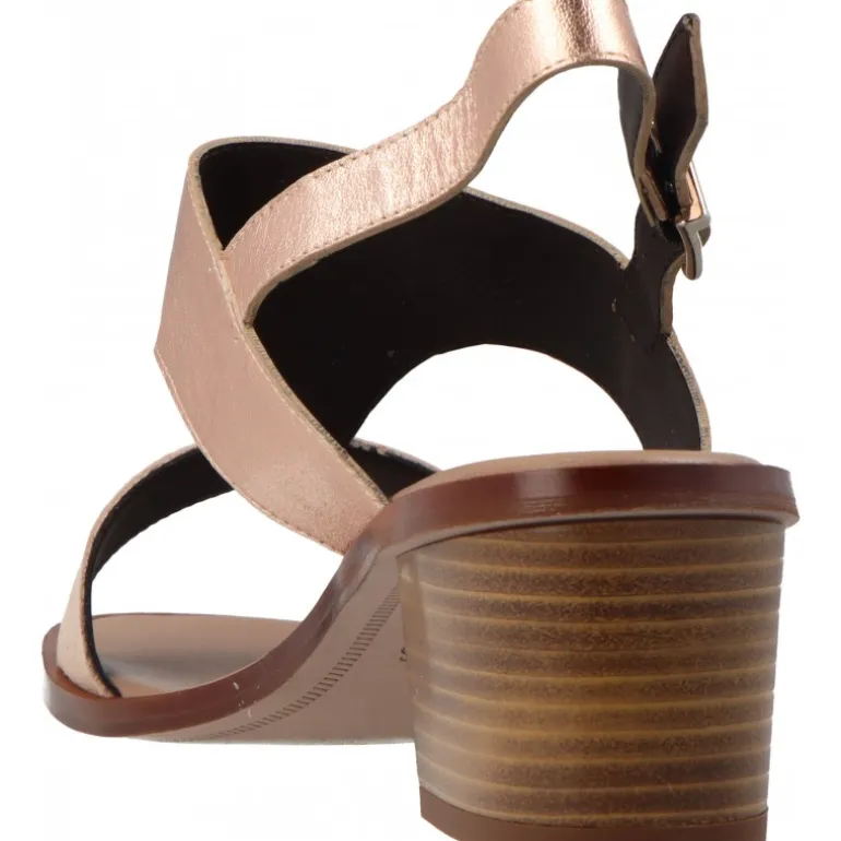 Plumers Nara Ante nude