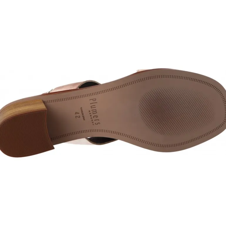 Plumers Nara Ante nude