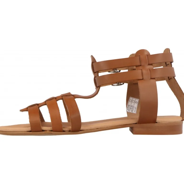 Sondisan Claudia cuero